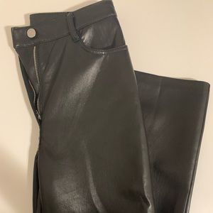 Aritzia leather pants🖤